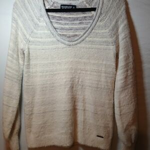 Abercrombie & Fitch Cream Fuzzy Sweater